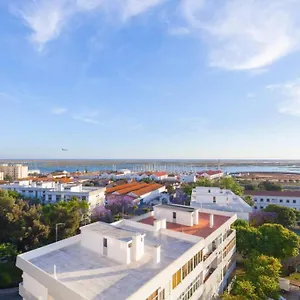 Sunset Entre A Ria E O Teatro Distrikt Faro